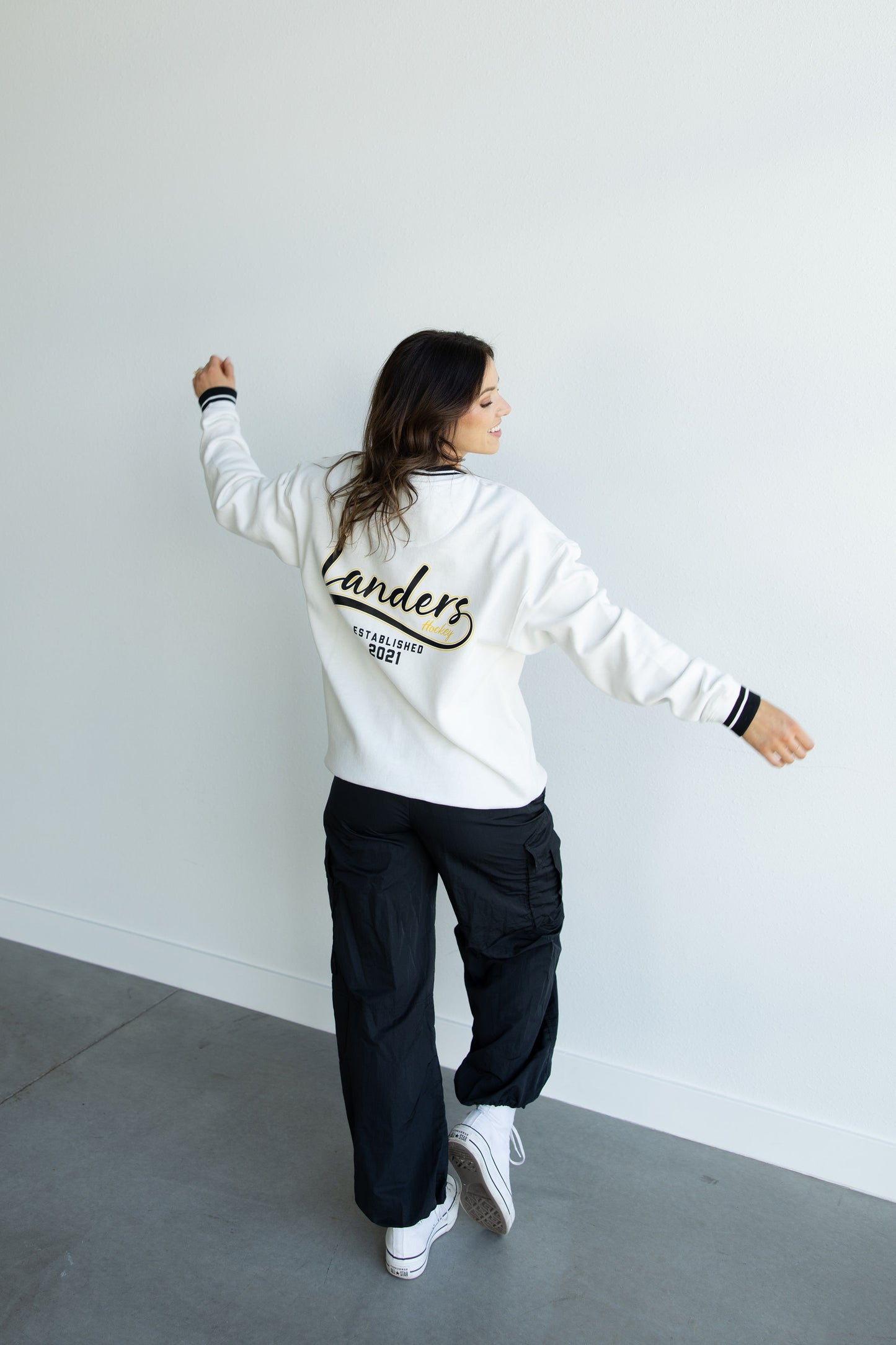 Sweatshirt Women's - V-Neck